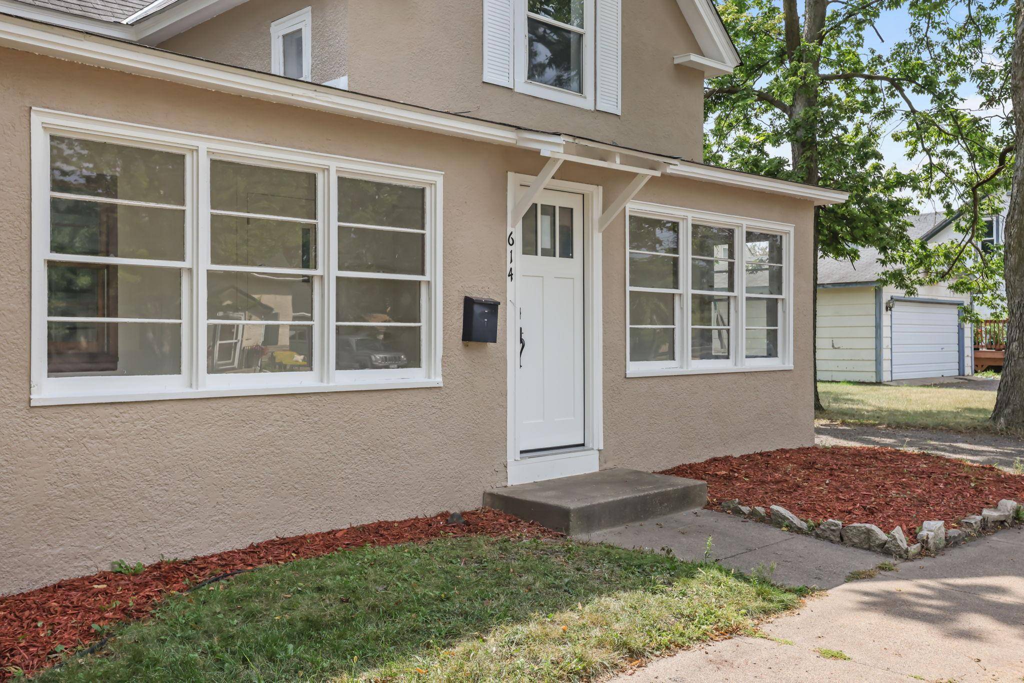 614 Jackson ST, Anoka, MN 55303