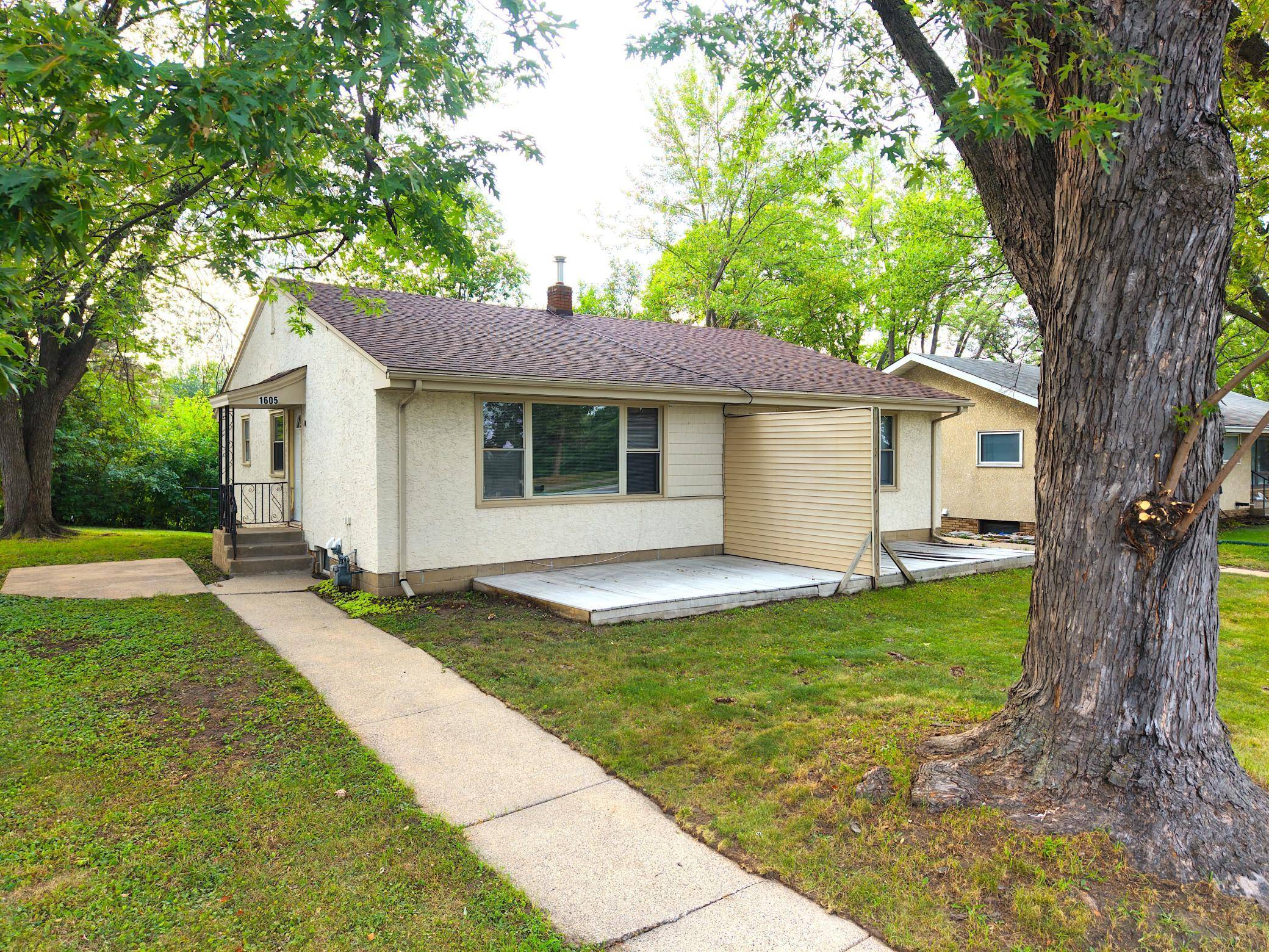 1605-1607 Arcade ST, Saint Paul, MN 55106