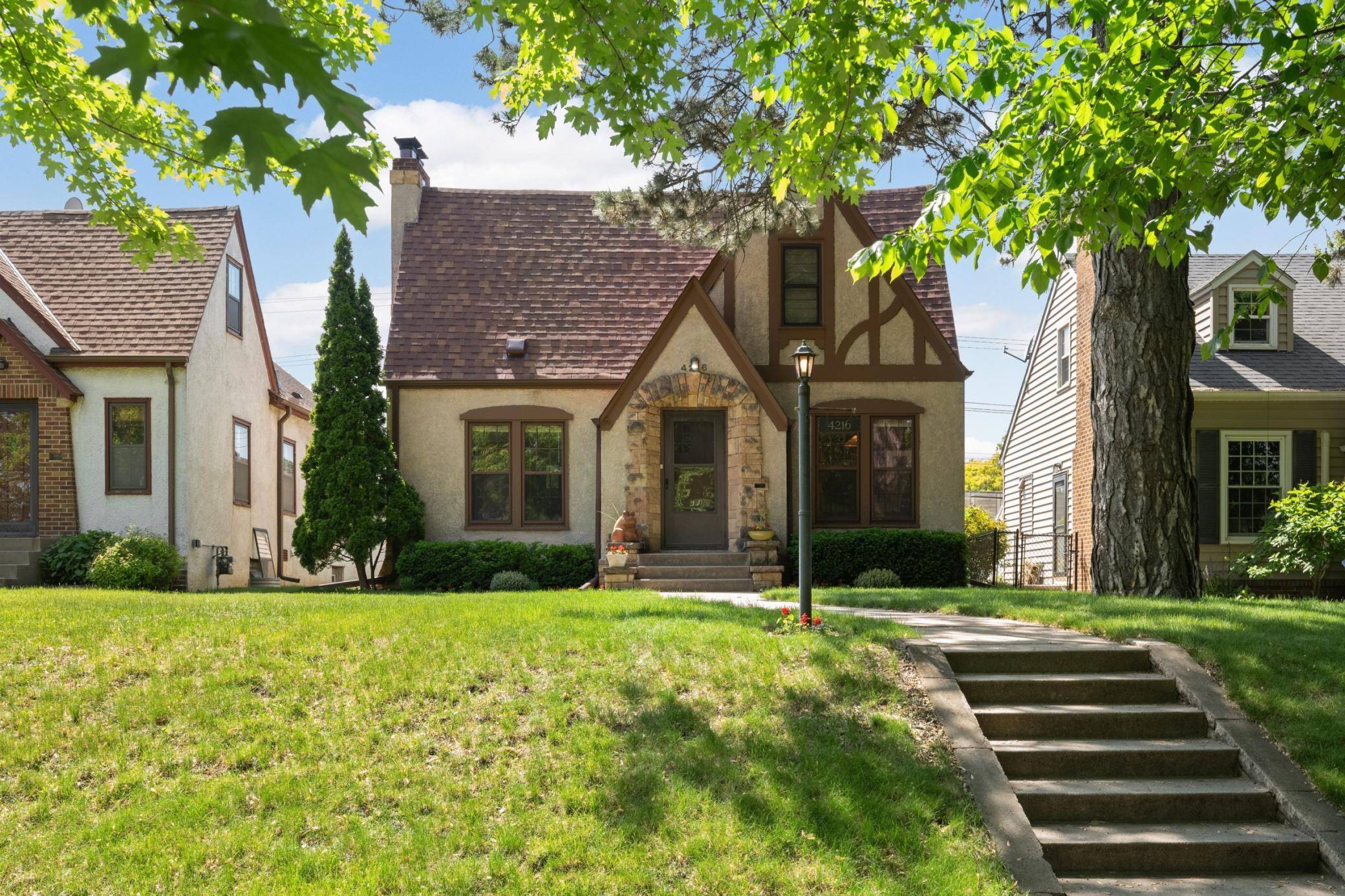 4216 Utica AVE S, Saint Louis Park, MN 55416
