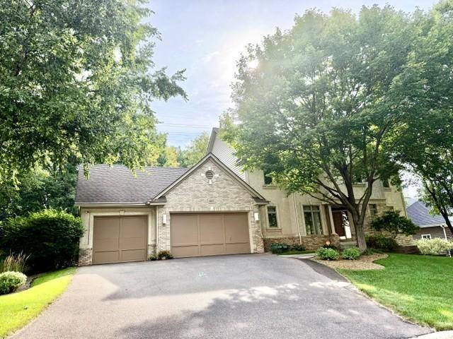 14817 Summit Oaks DR, Burnsville, MN 55337