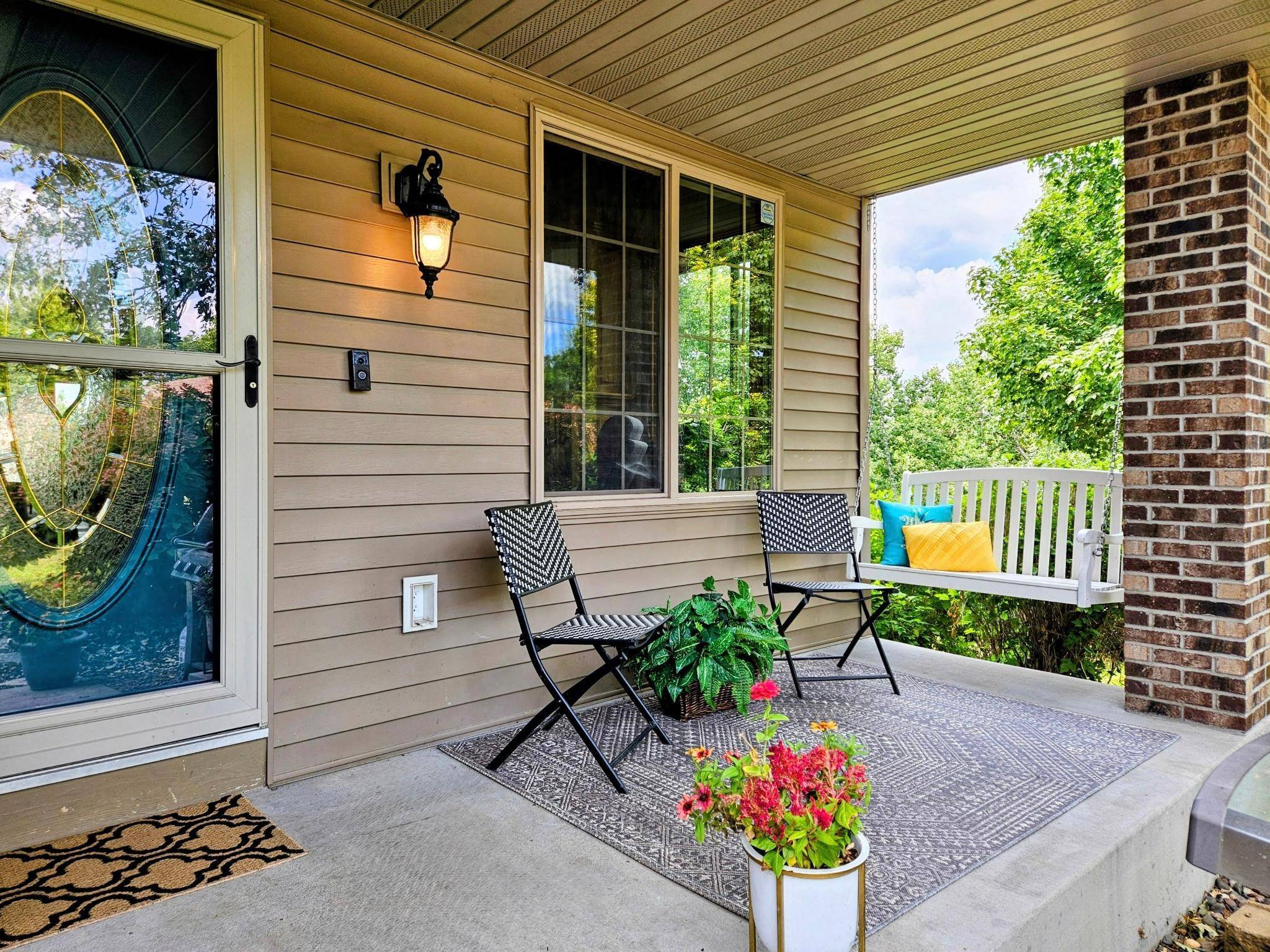 106 Ridge RD, New London, MN 56273