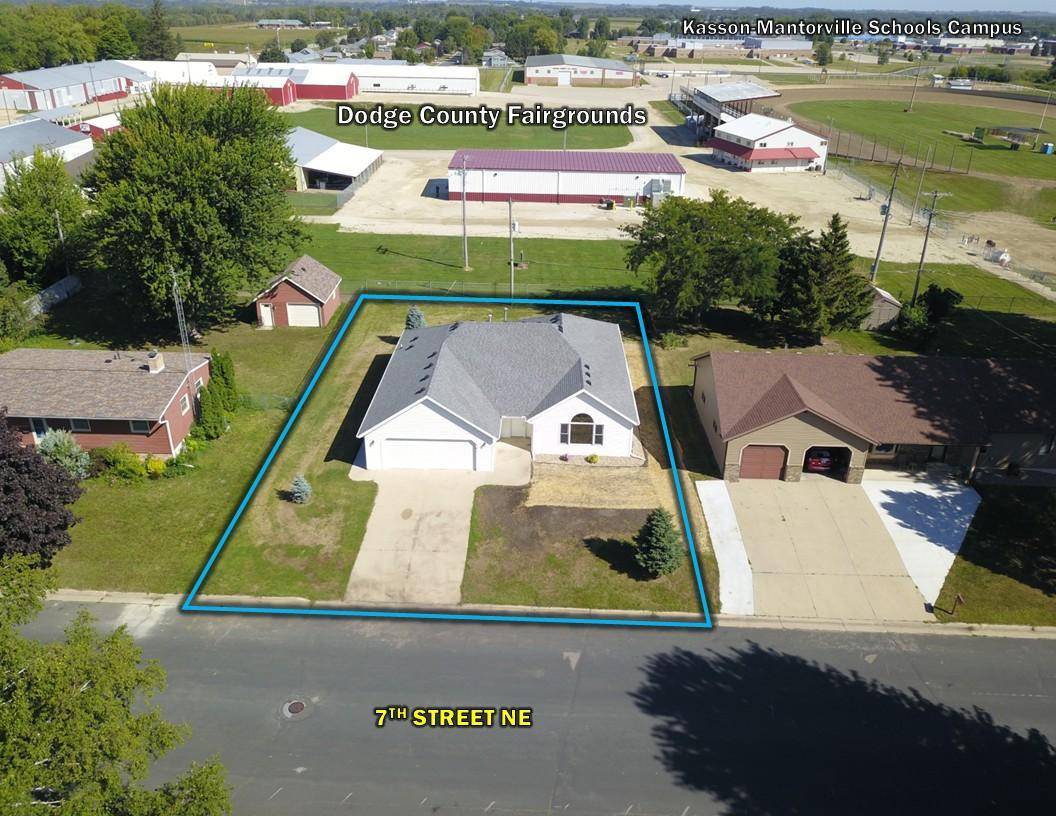 101 7th ST NE, Kasson, MN 55944