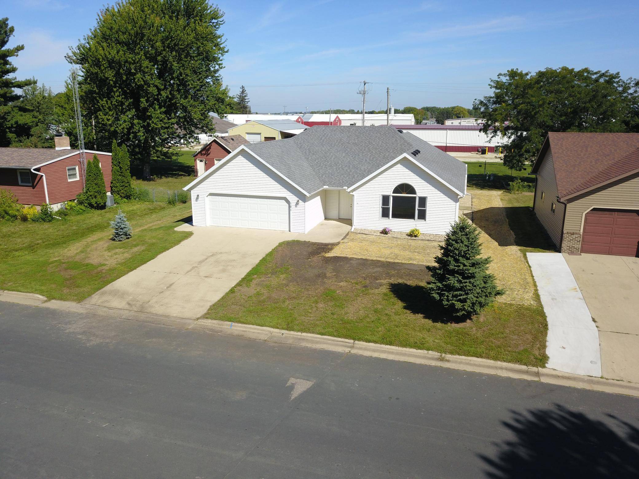 101 7th ST NE, Kasson, MN 55944