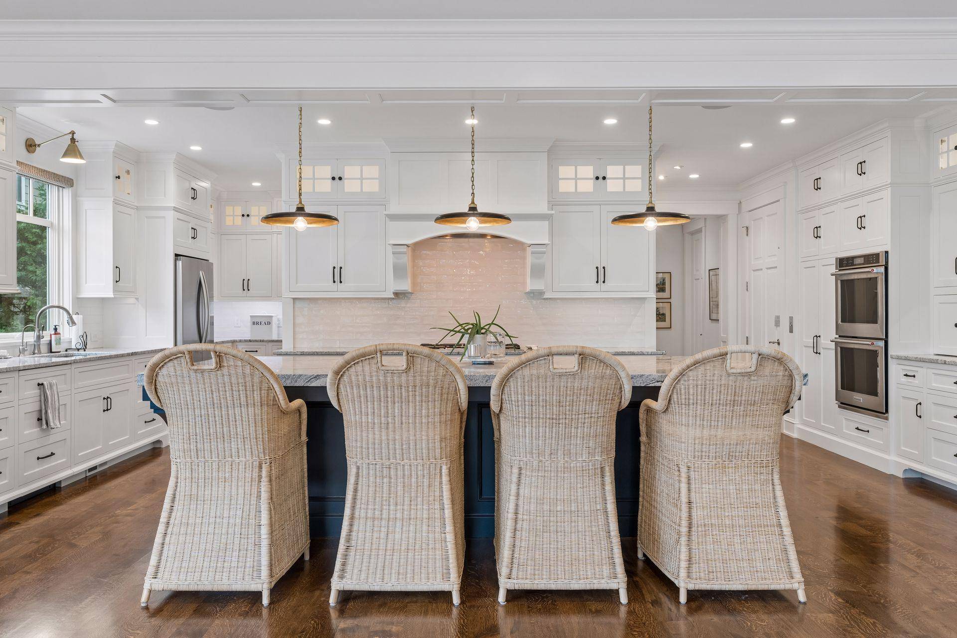 2805 Center RD, Wayzata, MN 55391