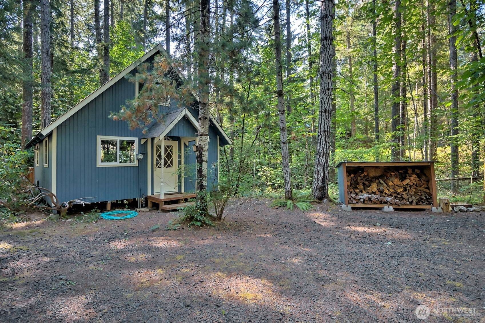 331 N Wynoochee DR, Hoodsport, WA 98548