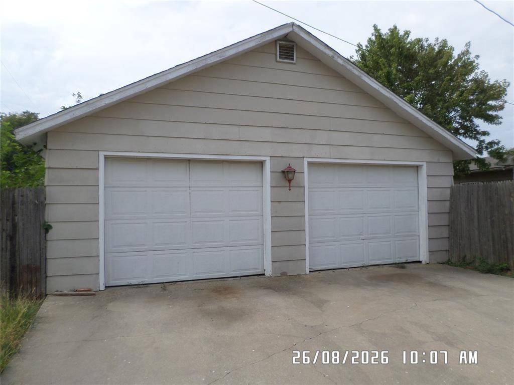 1101 S Miles AVE, El Reno, OK 73036