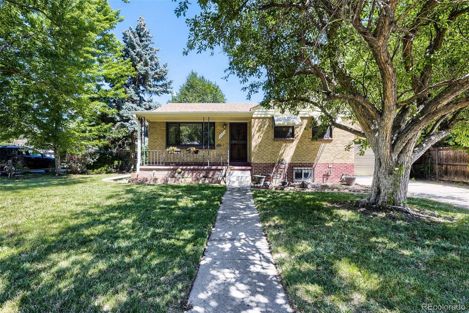 8085 W 10th AVE, Lakewood, CO 80214