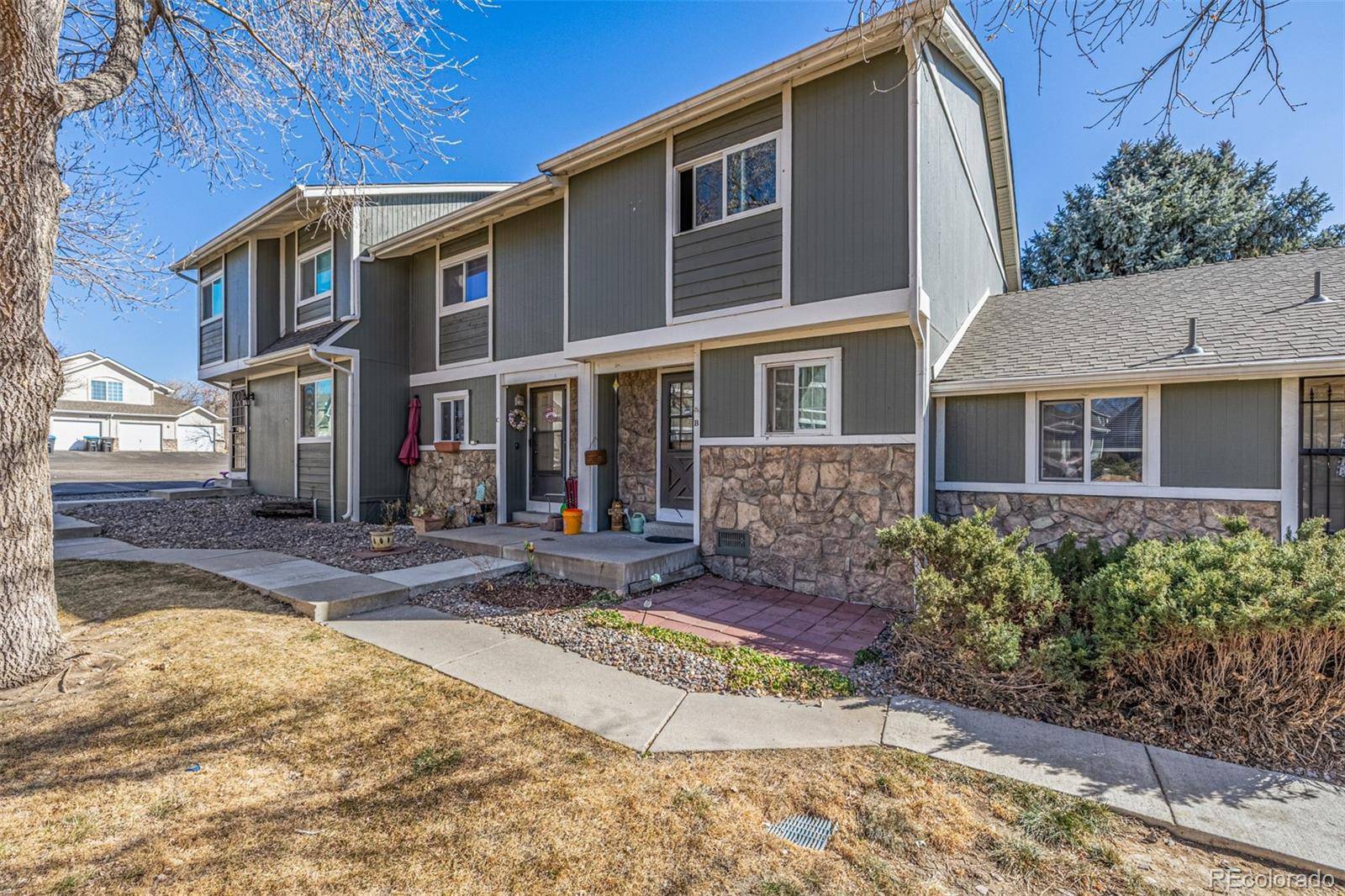 2241 Coronado Pkwy #B, Denver, CO 80229