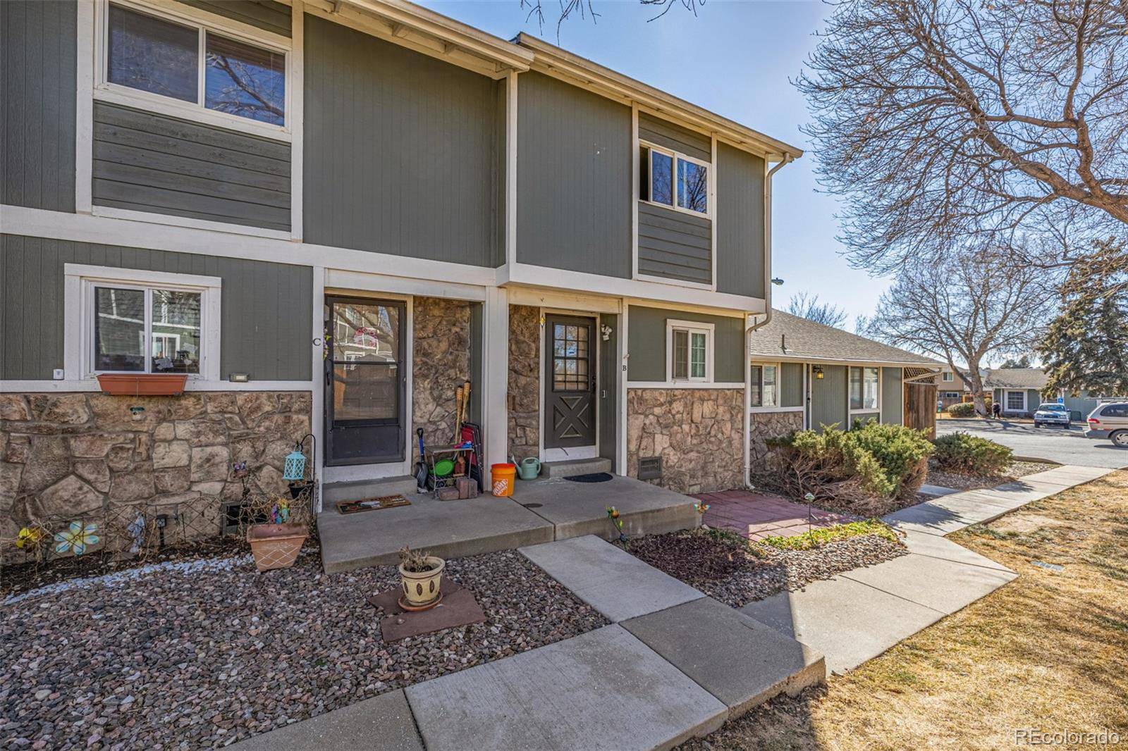 2241 Coronado Pkwy #B, Denver, CO 80229