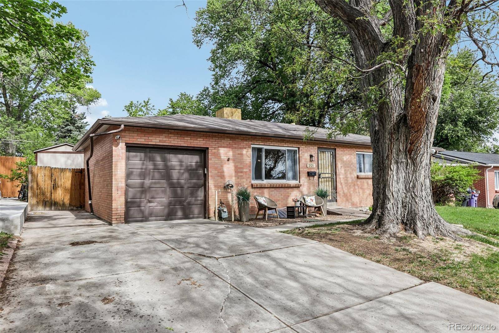 2121 S Lowell BLVD, Denver, CO 80219