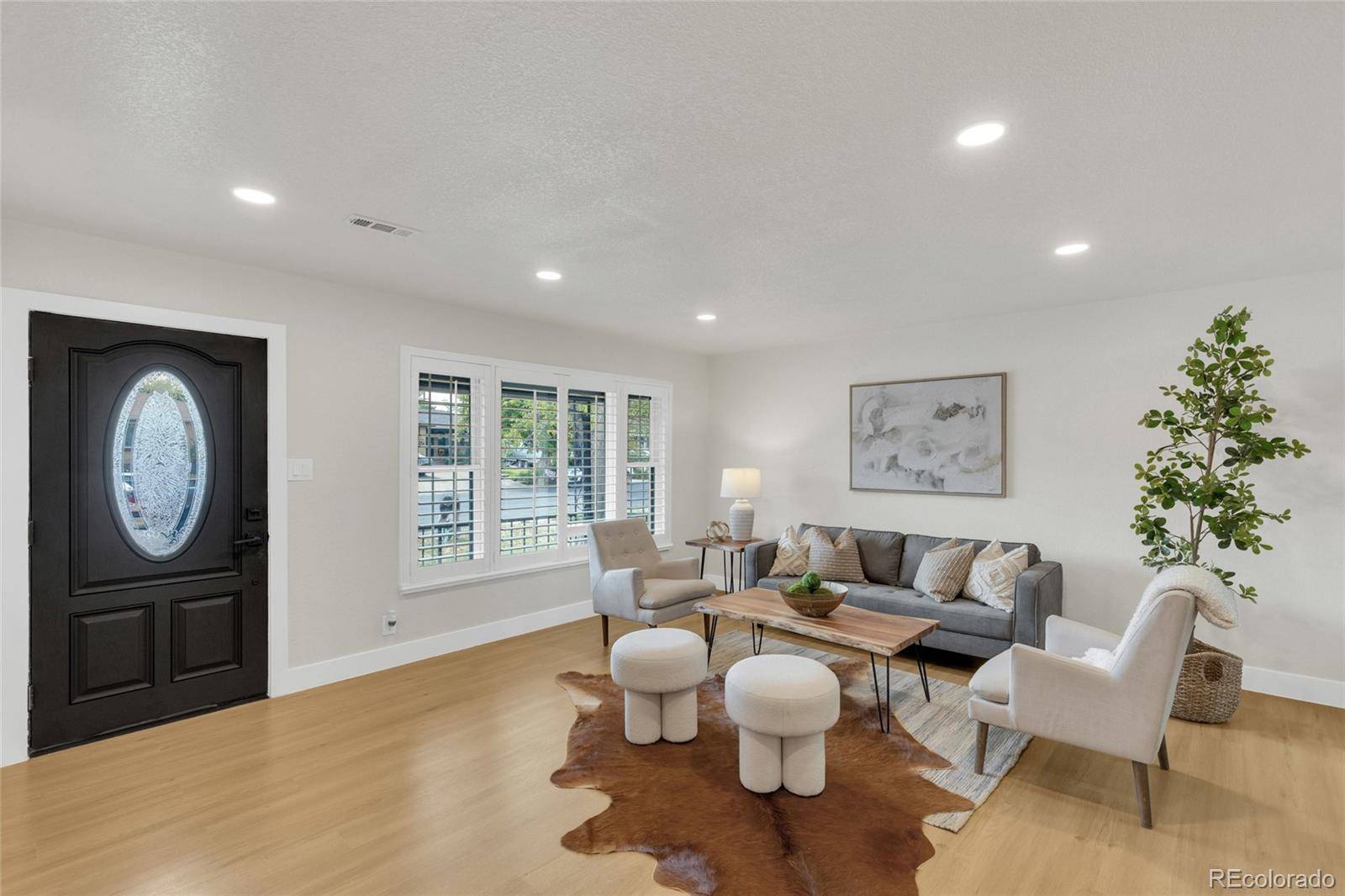 1170 S Gray ST, Lakewood, CO 80232