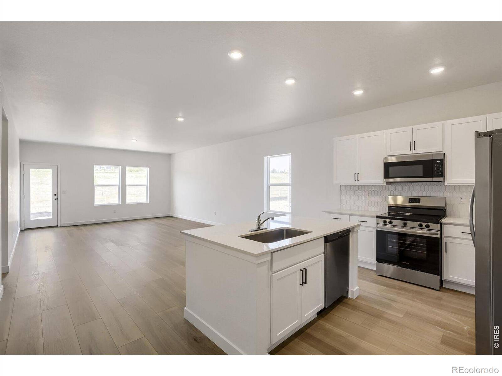 1694 Drumming DR, Windsor, CO 80550