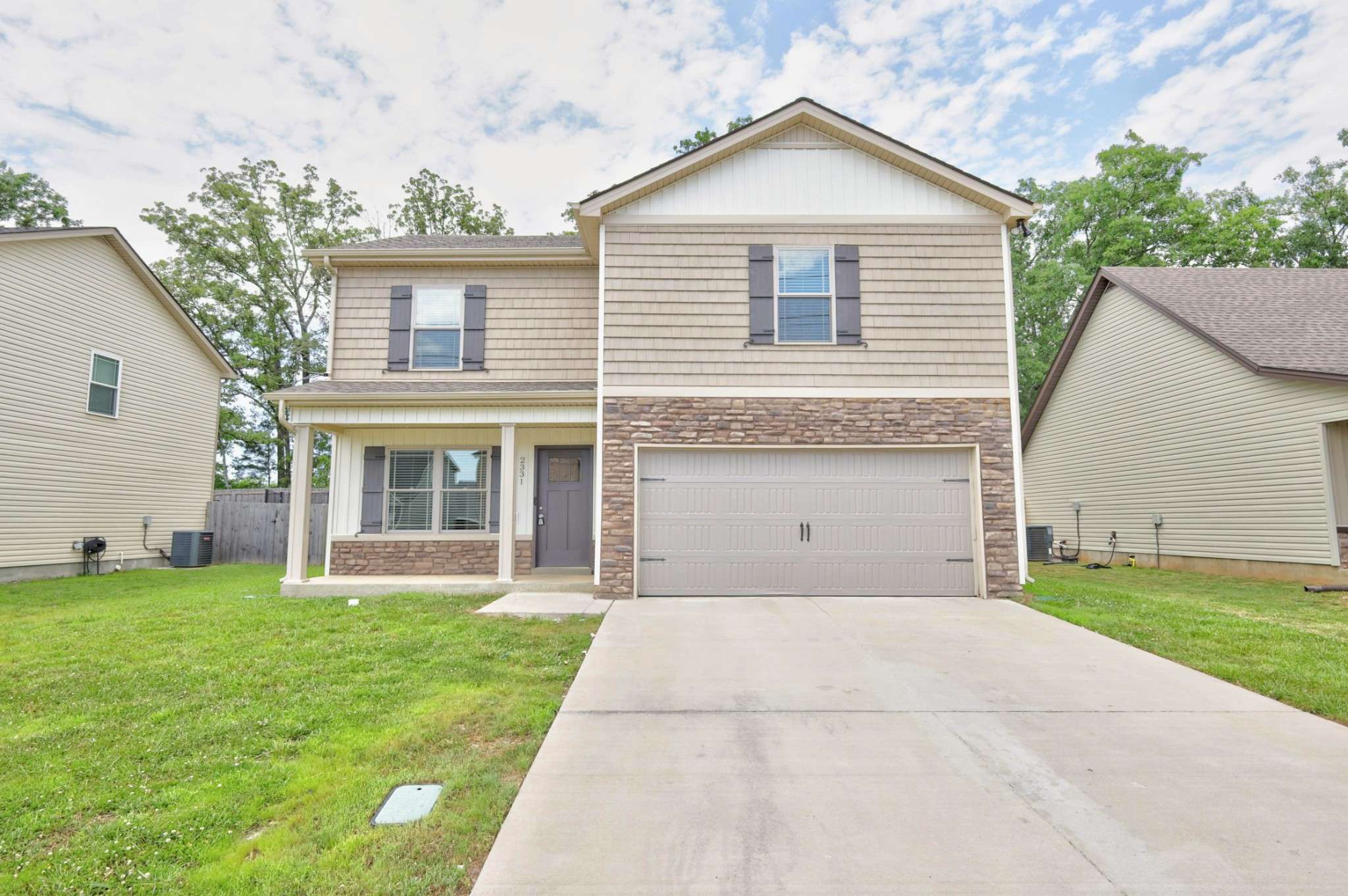 2331 Red Barn Rd, Christiana, TN 37037