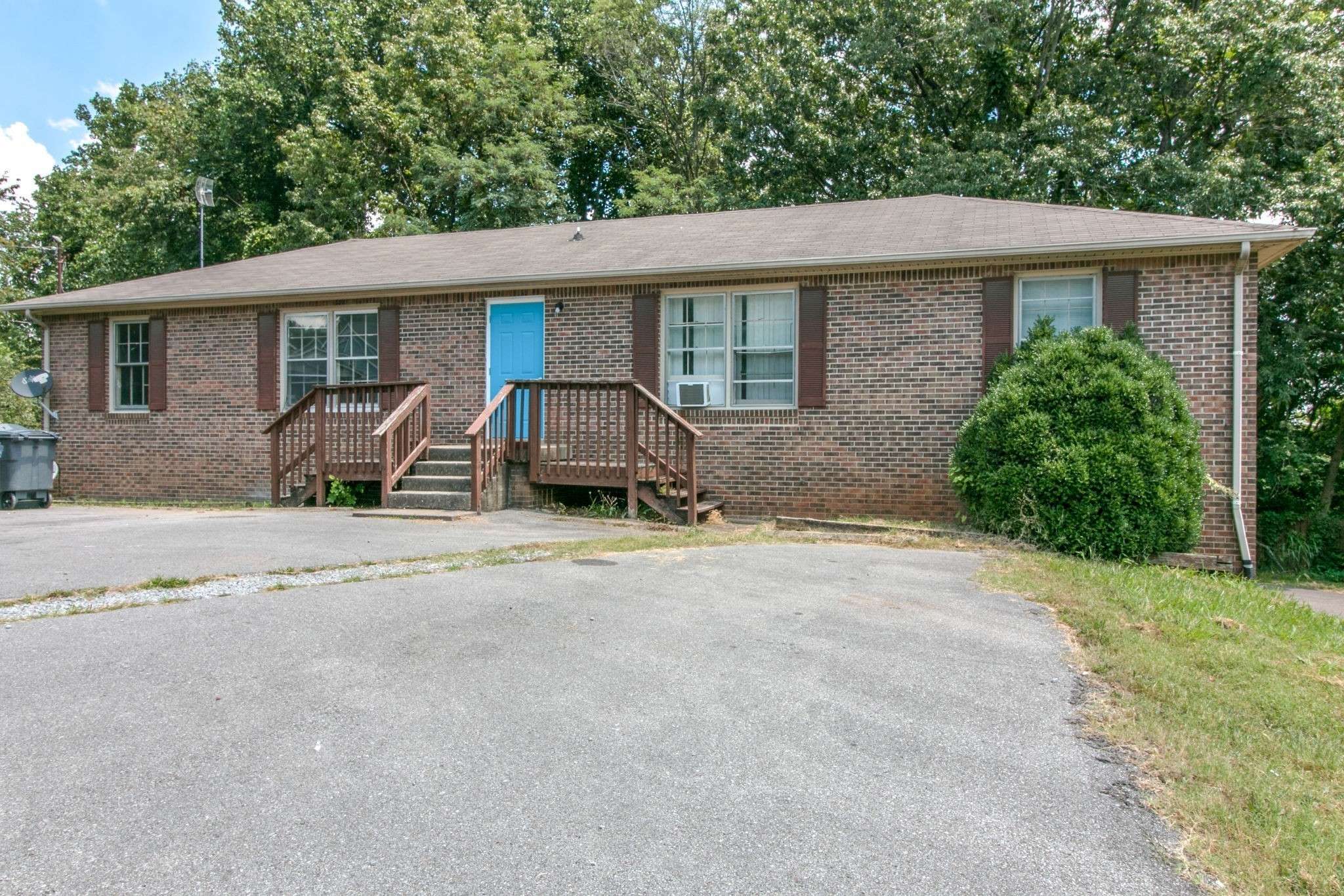 103 Bennett Dr #B, Clarksville, TN 37042