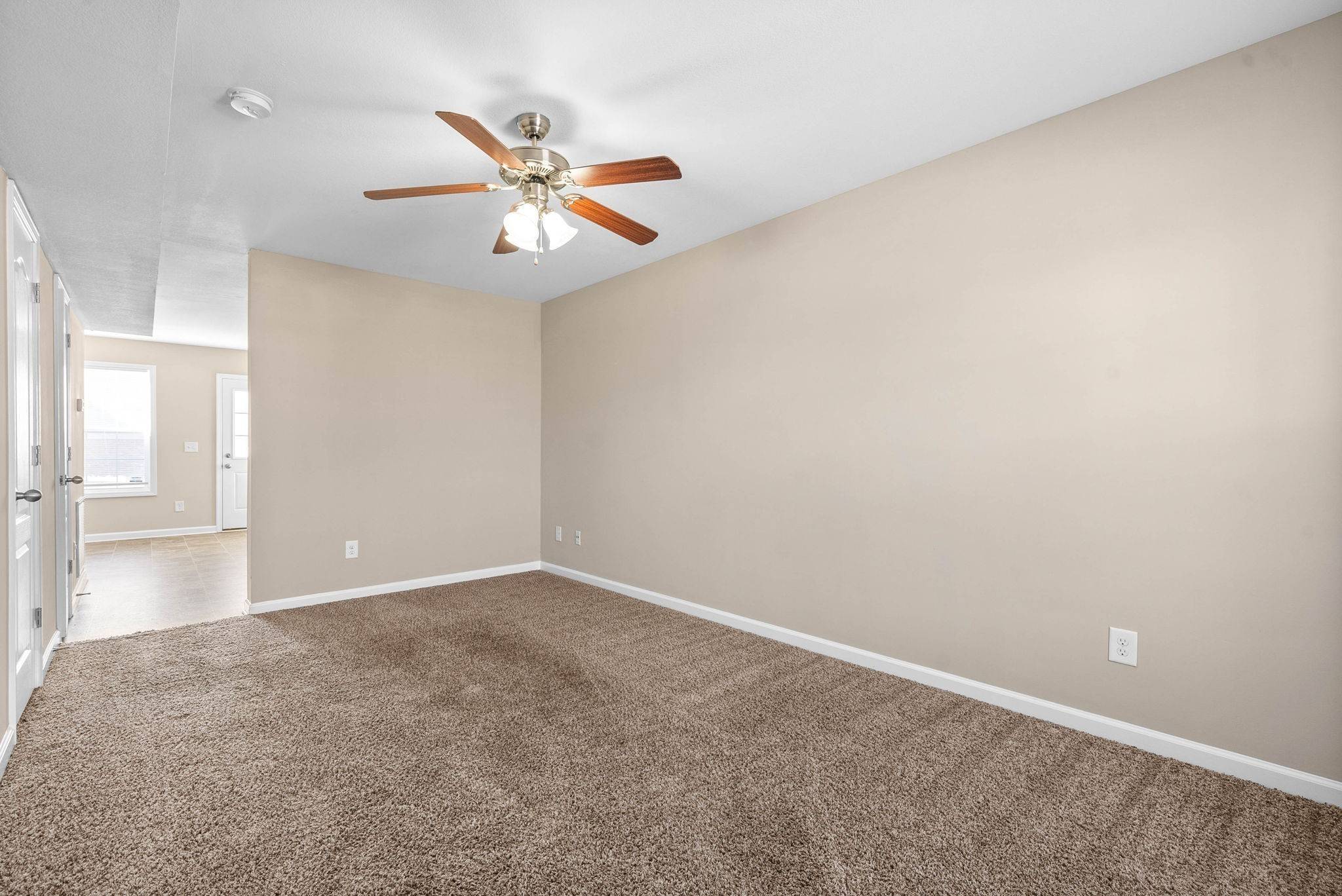 1210 Ash Ridge Dr #E, Clarksville, TN 37042