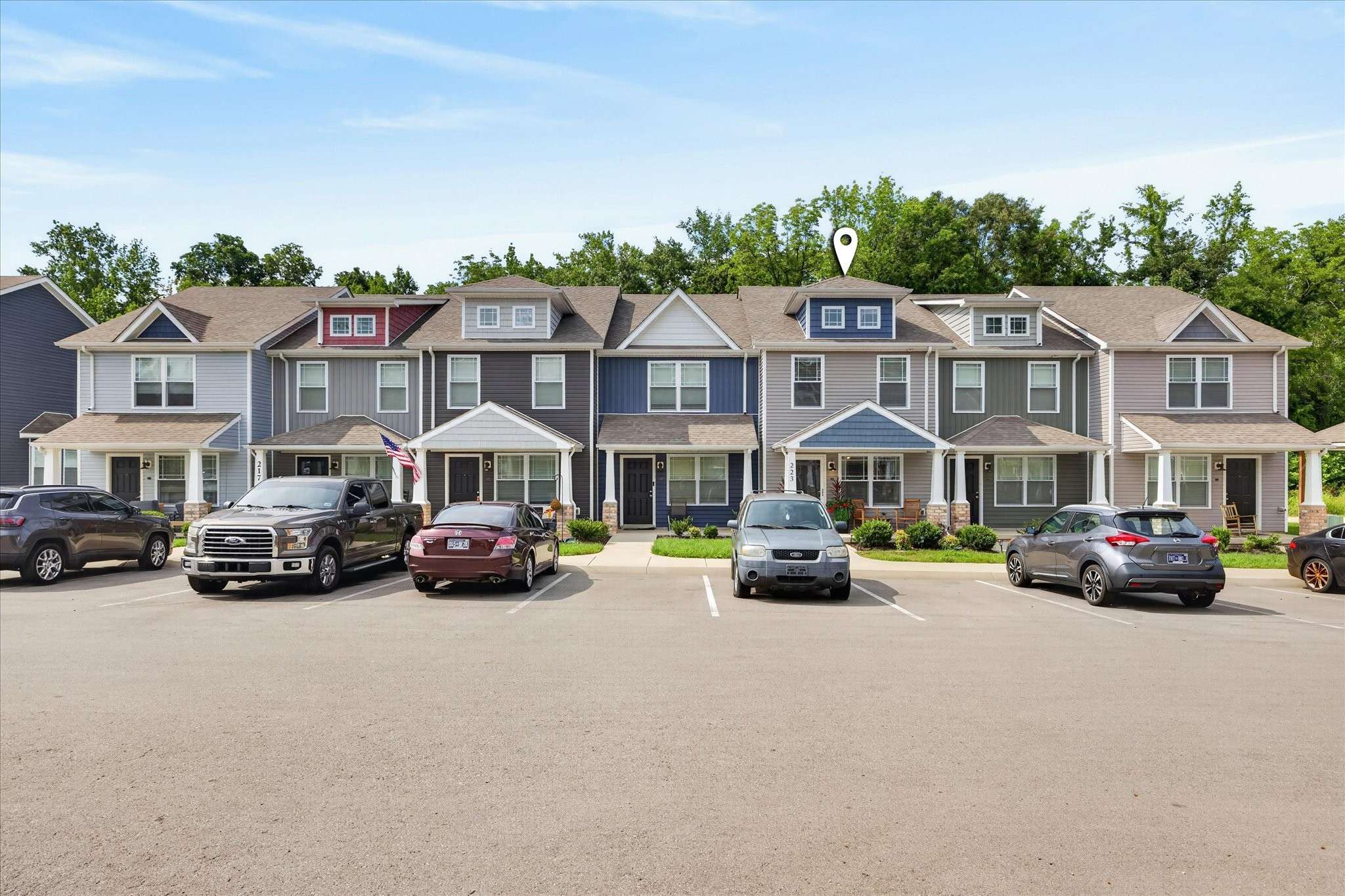 223 Woodland Valley Ln, Clarksville, TN 37040