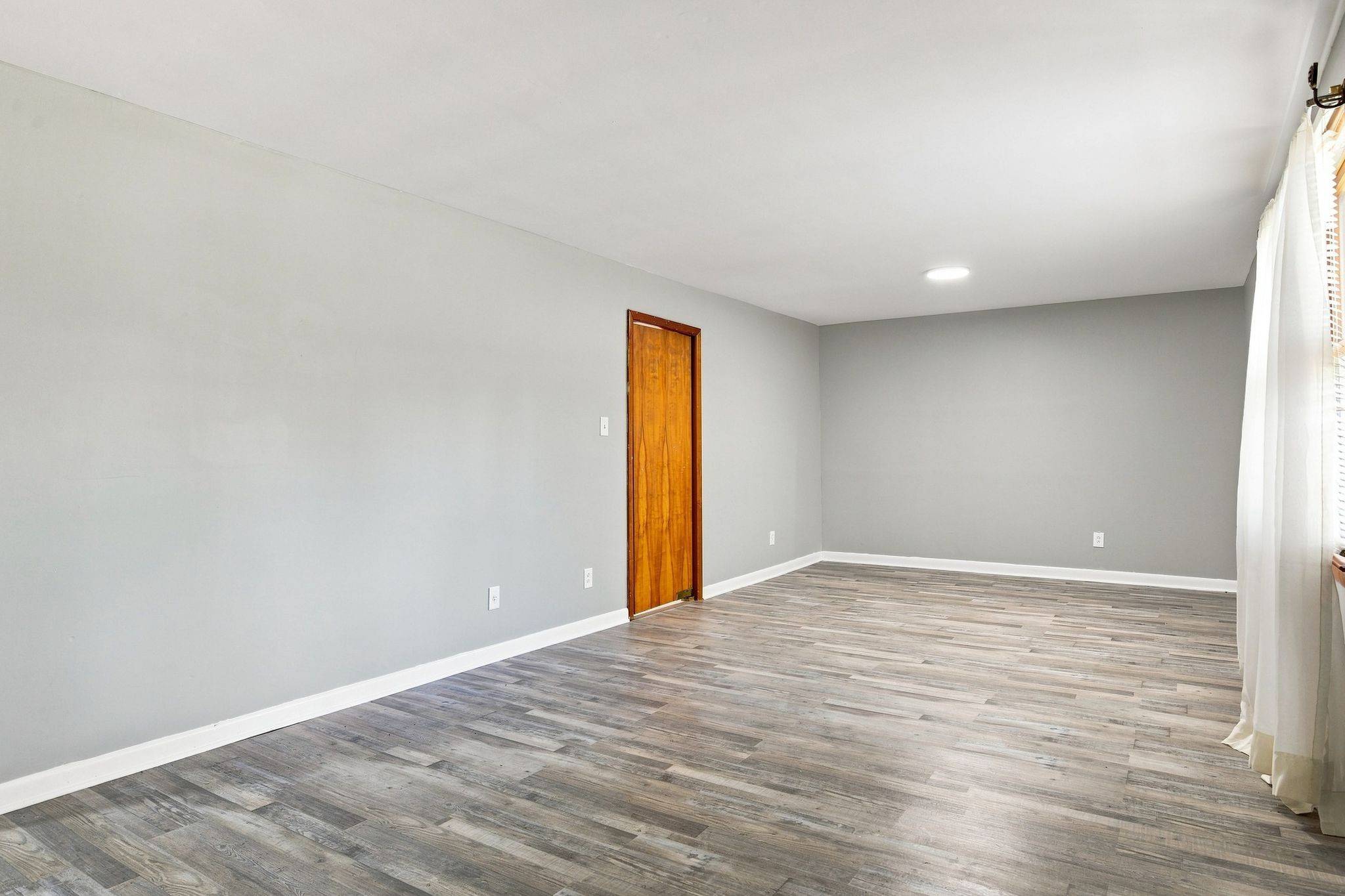 2808 Elam Rd, Murfreesboro, TN 37127