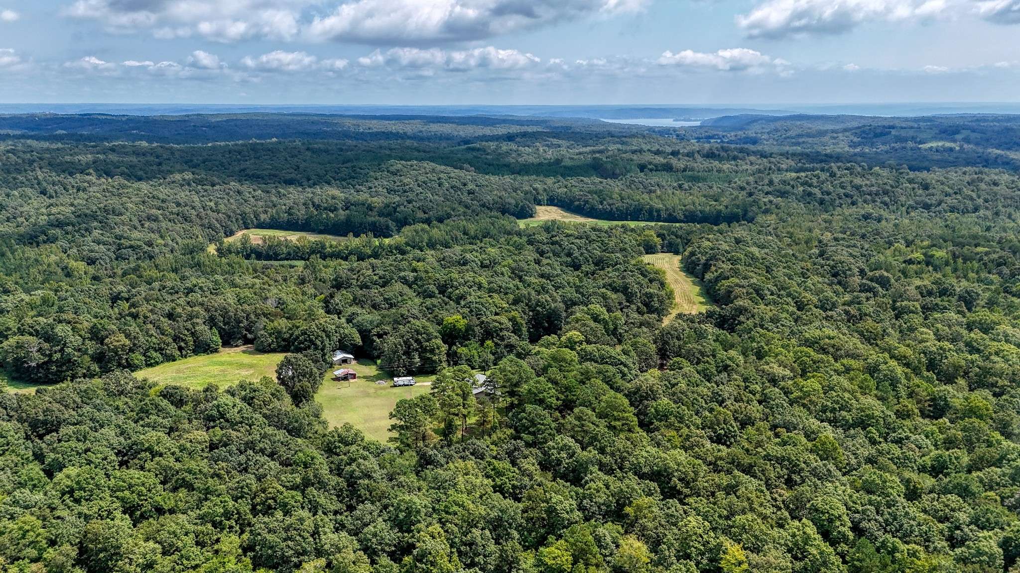 5650 Sulphur Creek Rd, Big Sandy, TN 38221