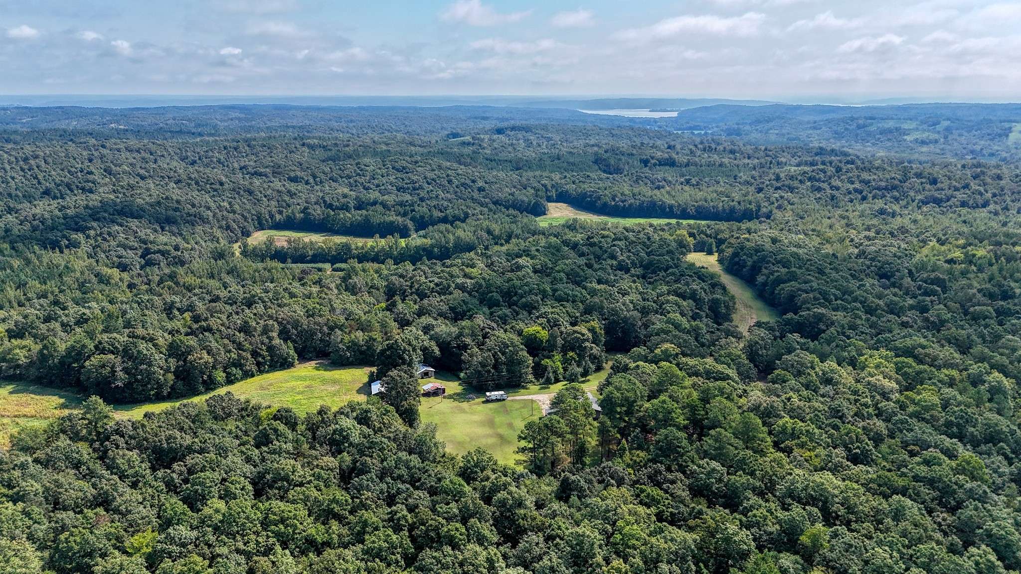 5650 Sulphur Creek Rd, Big Sandy, TN 38221