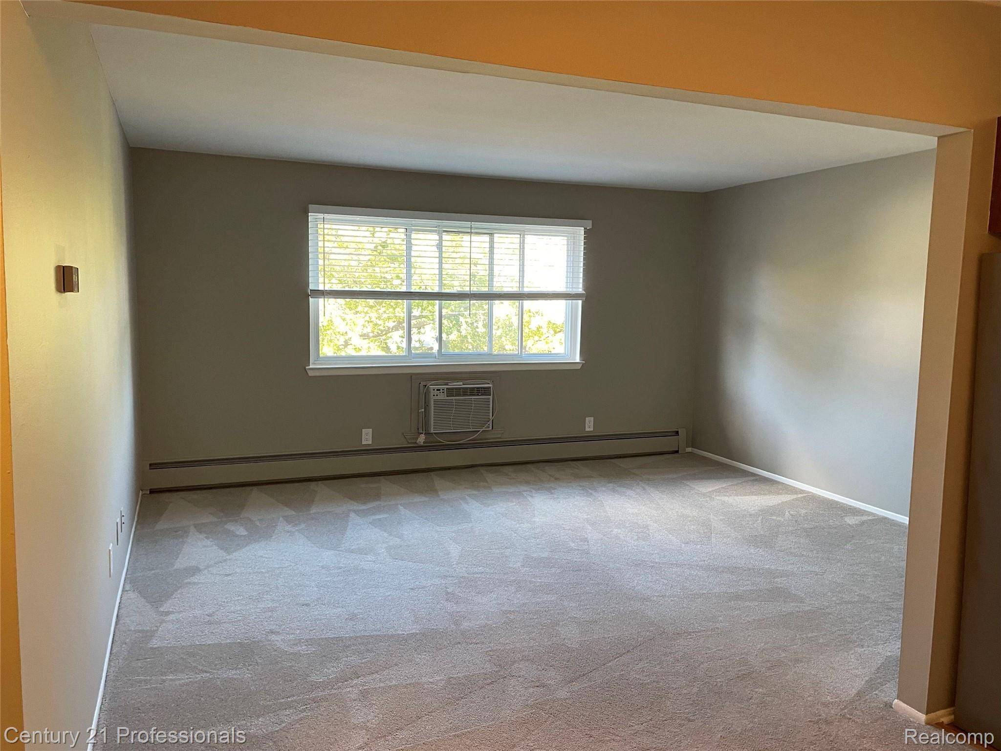 810 Plate ST #205, Rochester, MI 48307