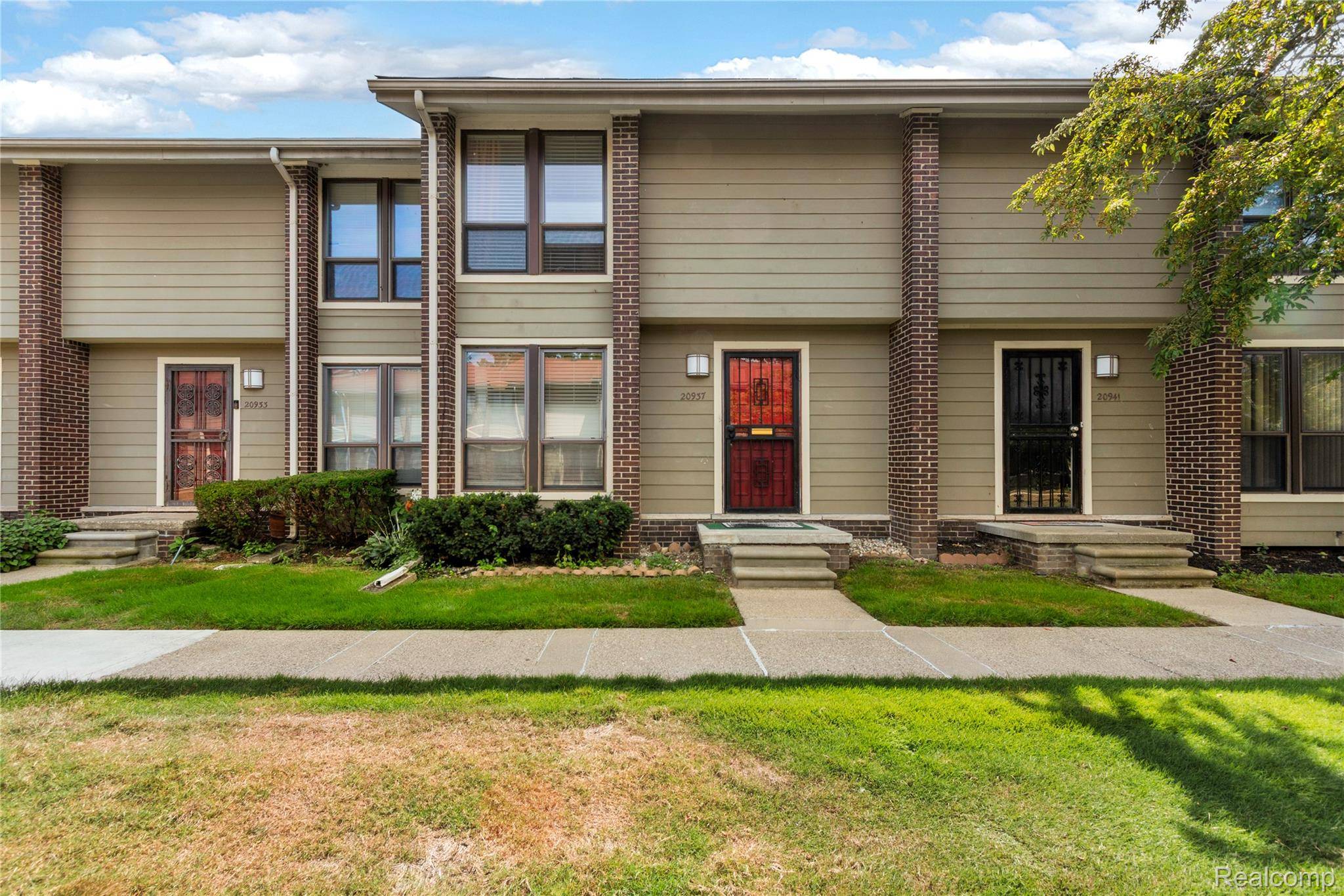 20937 Sherman AVE, Southfield, MI 48033