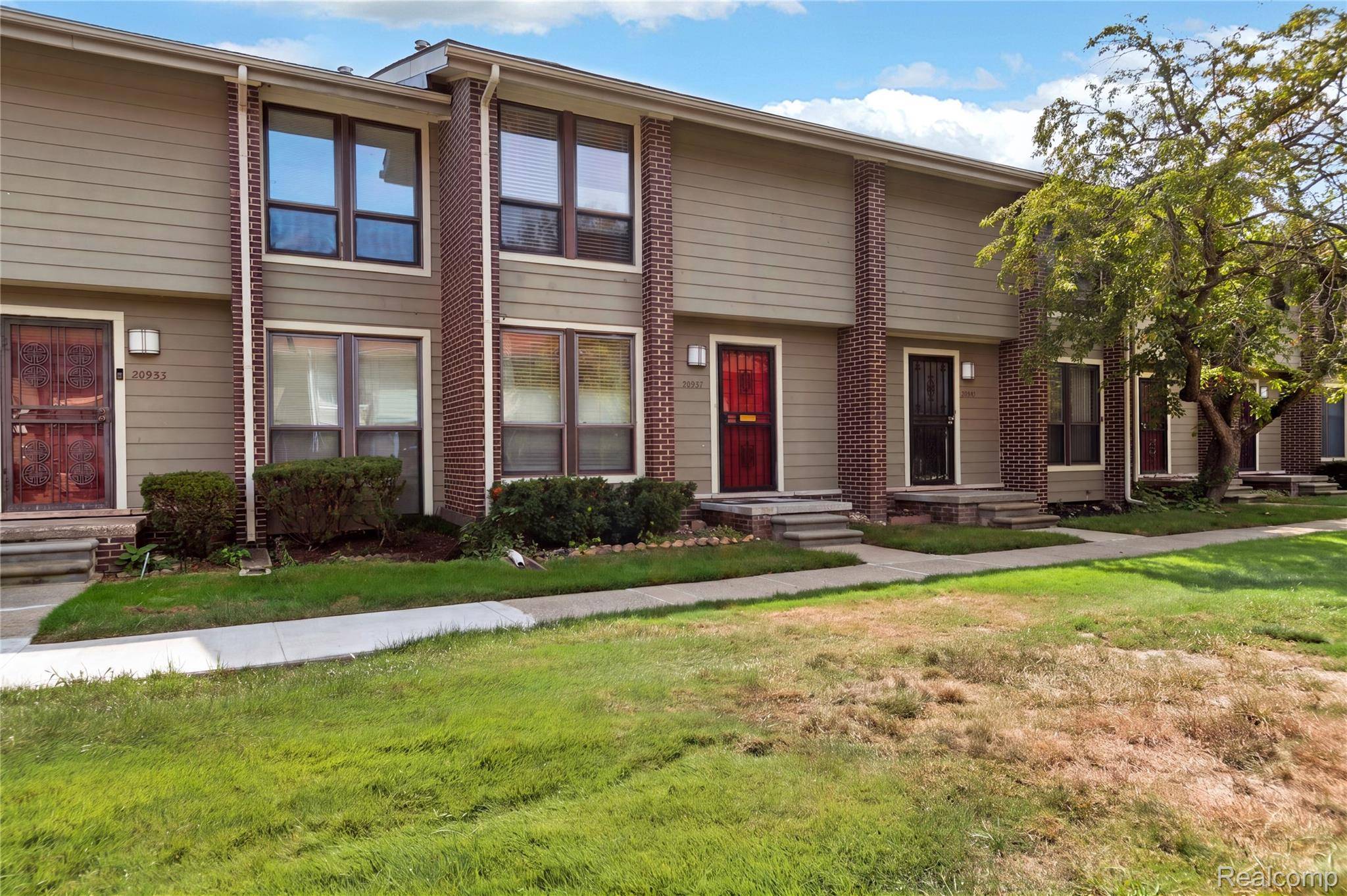 20937 Sherman AVE, Southfield, MI 48033