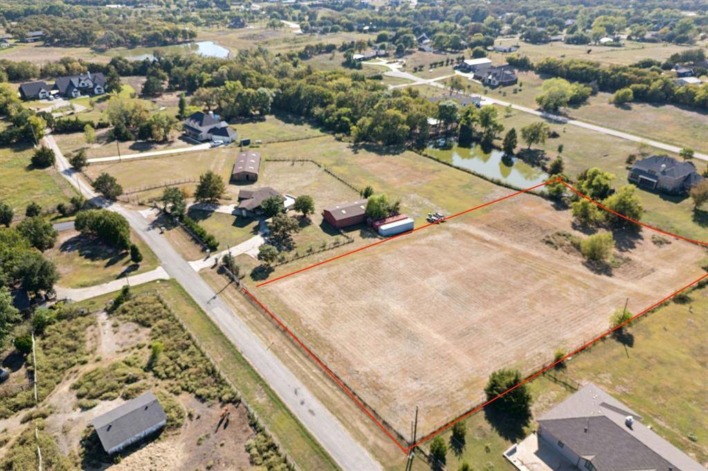 600 Long Lot 11 Road, Lucas, TX 75002