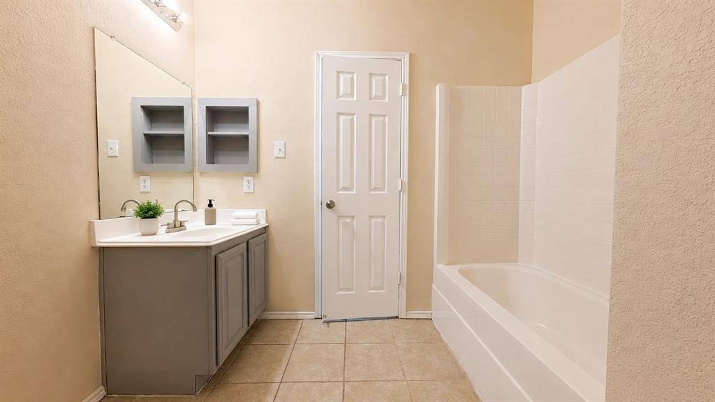 1513 Creek Springs Drive, Allen, TX 75002