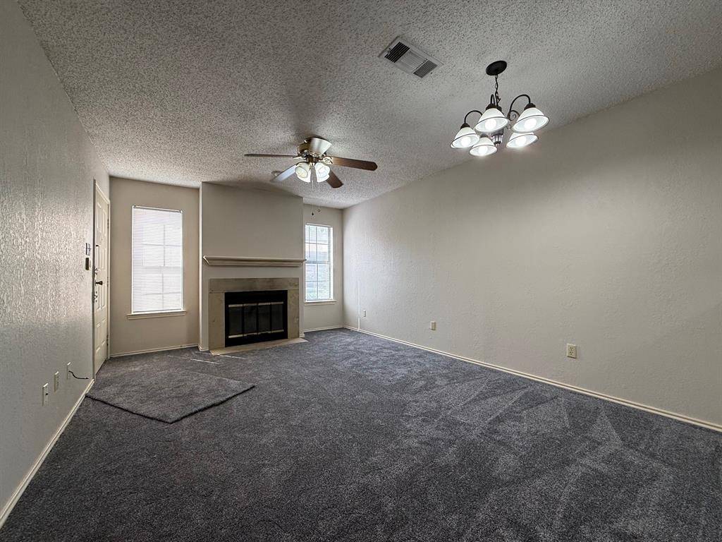 1723 Crest Grove Drive #120B, Arlington, TX 76012
