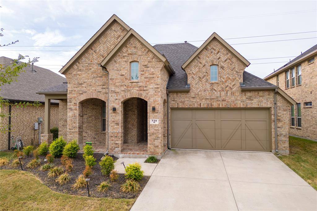 720 Field Crossing, Little Elm, TX 76227