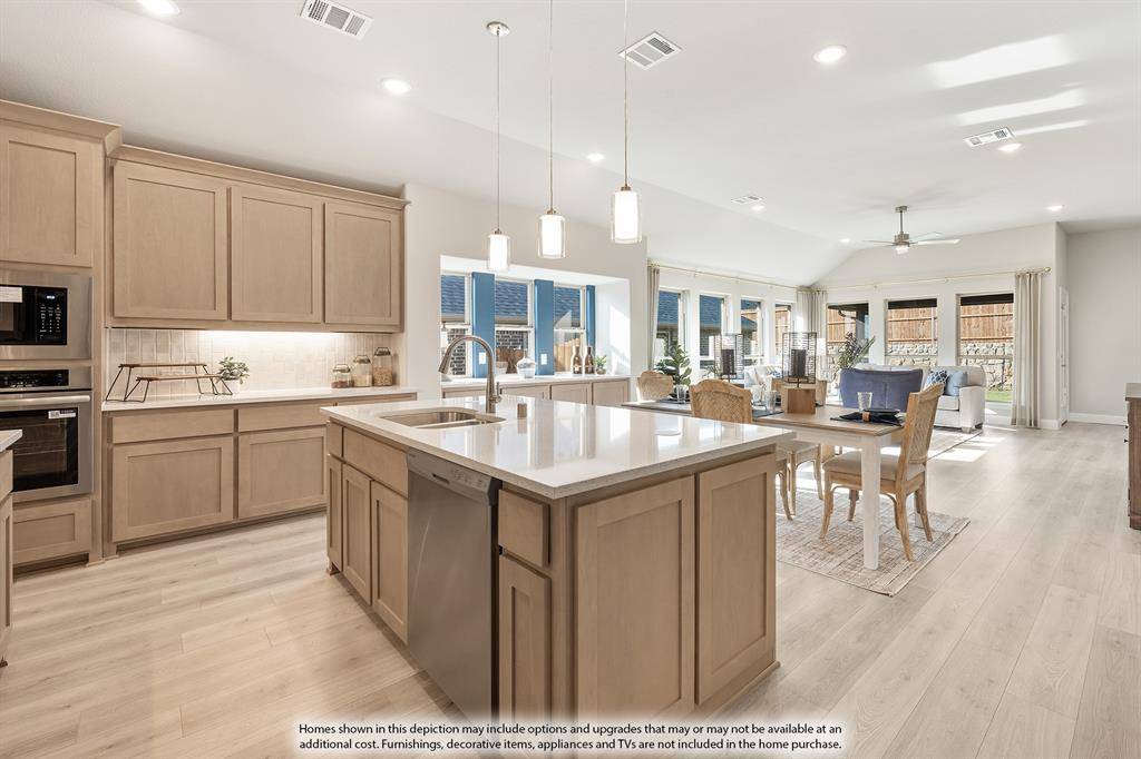 137 Kingfisher Lane, Aledo, TX 76008