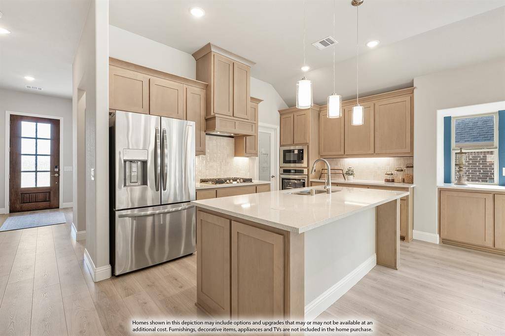 137 Kingfisher Lane, Aledo, TX 76008