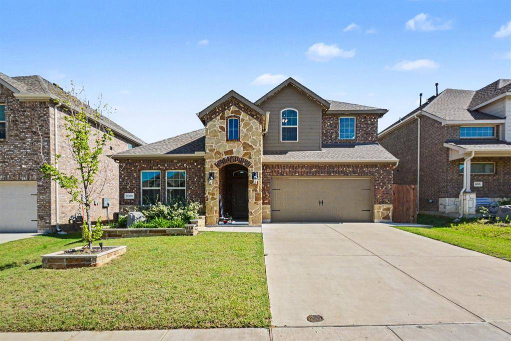10600 Breezeway Drive, Aubrey, TX 76227