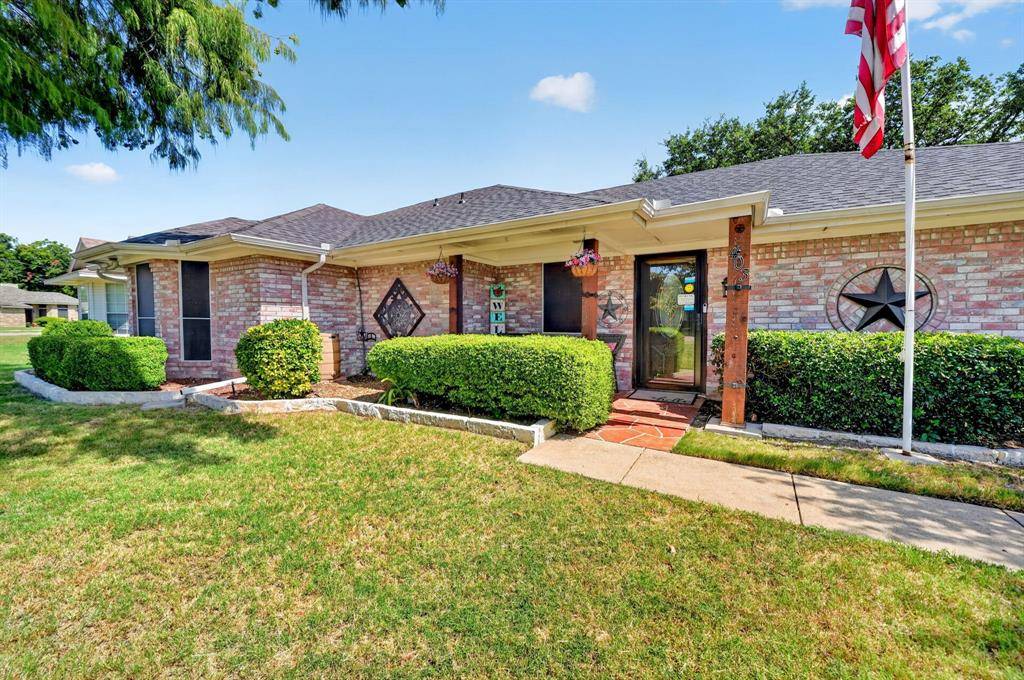 403 Sunset Drive, Crandall, TX 75114