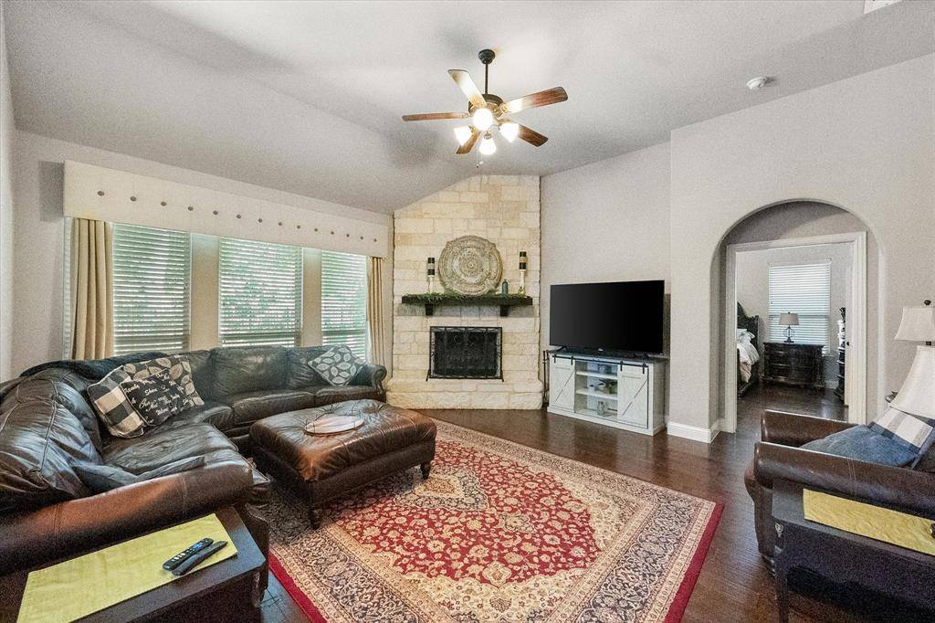 117 Hurstwood Court, Anna, TX 75409
