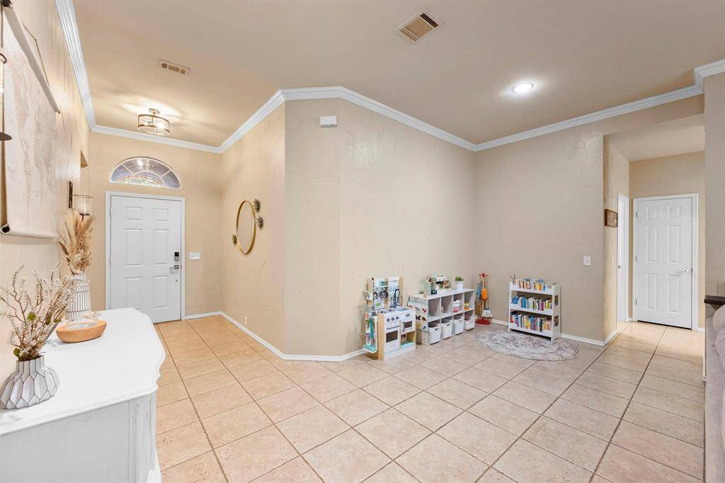 4412 Jessica Street, Fort Worth, TX 76244