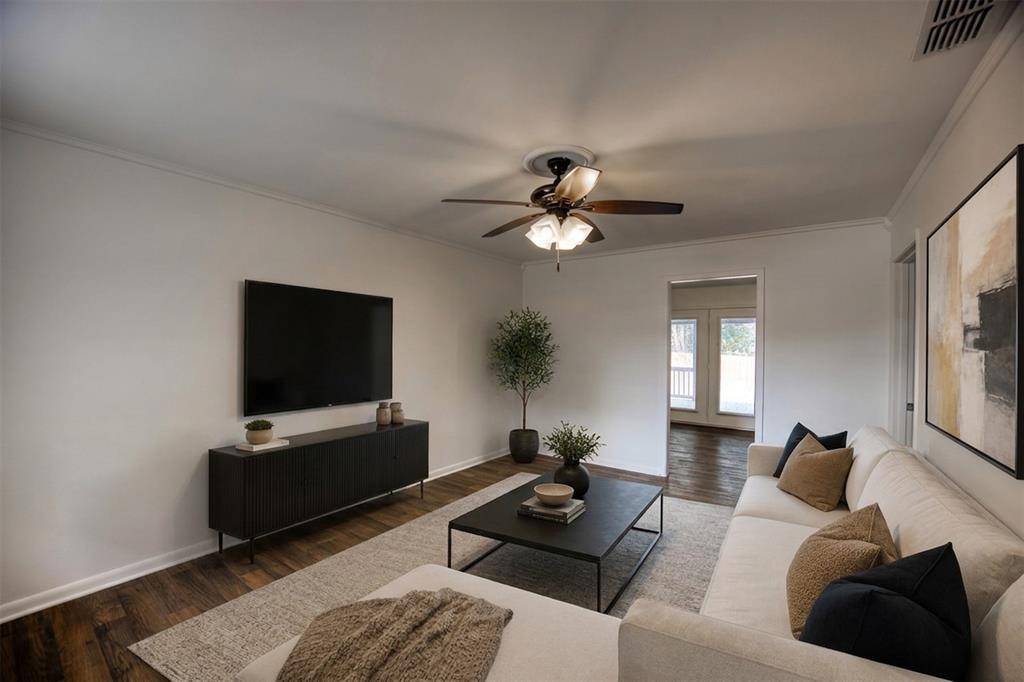 130 Hillcrest Drive, Palestine, TX 75801