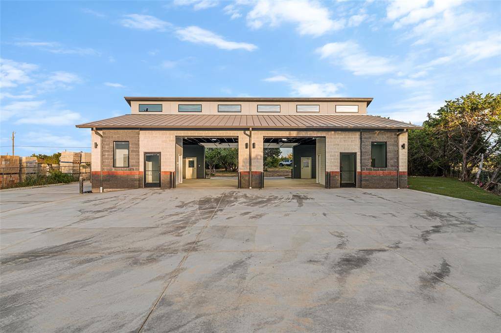2555 Paluxy Highway, Granbury, TX 76048