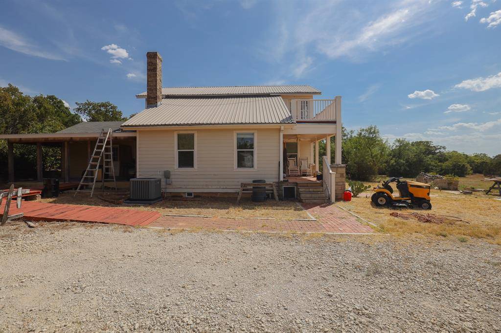 109 County Road 176, Ovalo, TX 79541