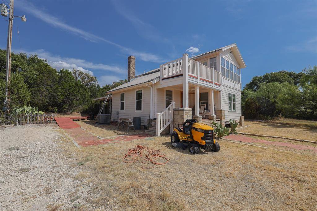 109 County Road 176, Ovalo, TX 79541