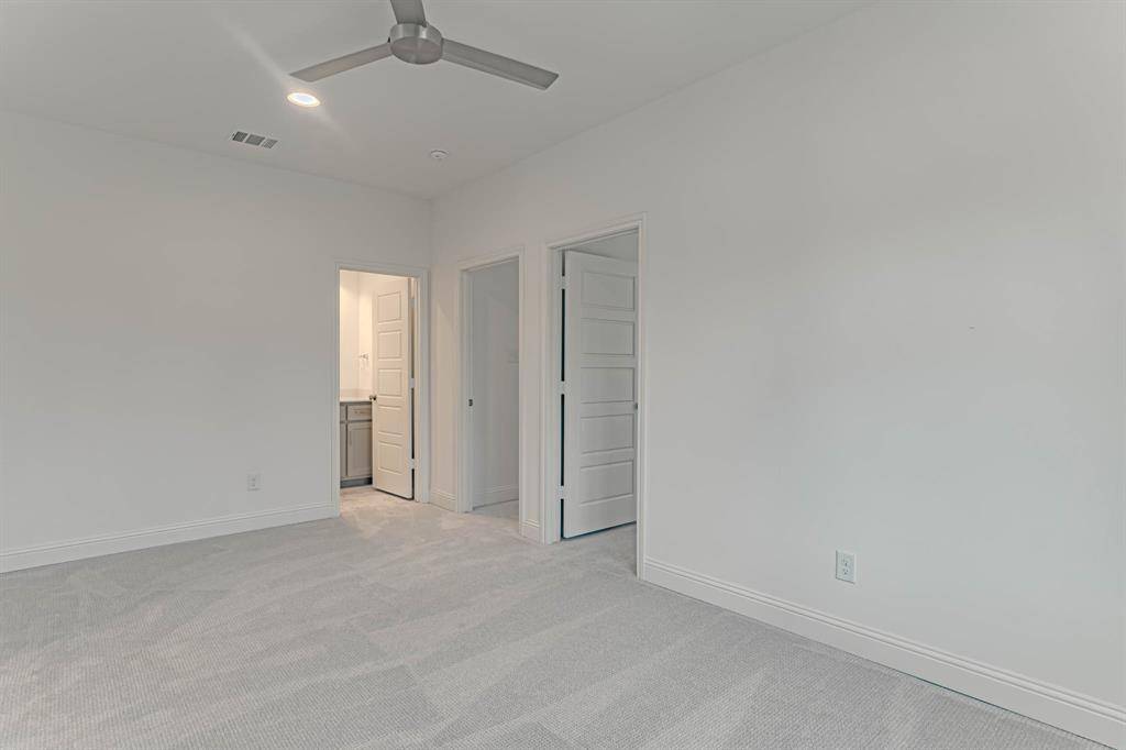 340 Nursery Lane, Fort Worth, TX 76114