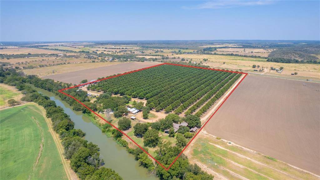 4075 W US Highway 190 C, San Saba, TX 76877