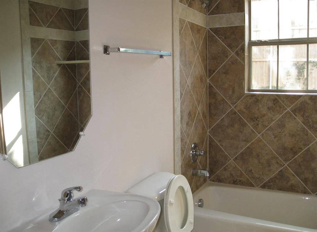 2506 Apollo Villa Road, Garland, TX 75044