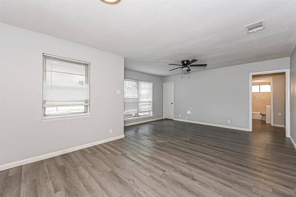 2814 Sequoia Lane, Arlington, TX 76010