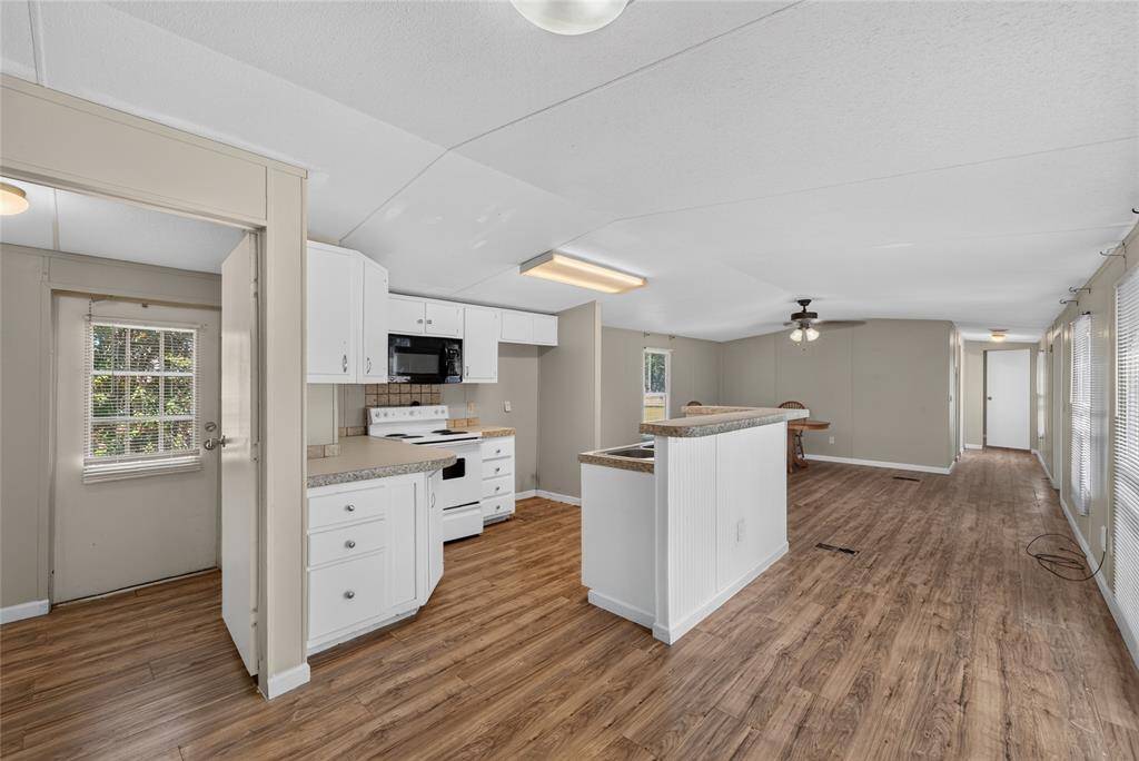 1341 Flying L Lane #10, Mansfield, TX 76063