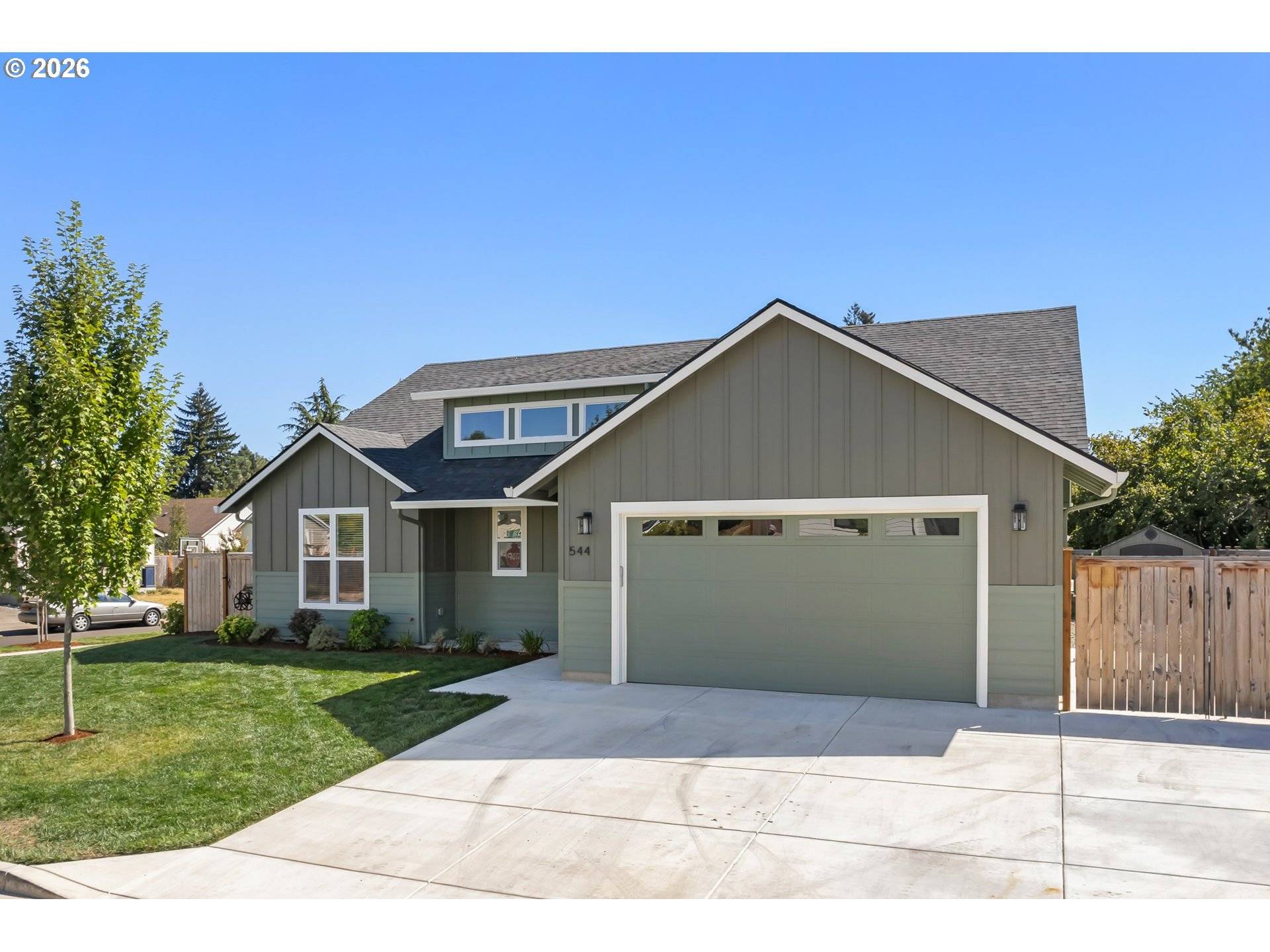 544 BUSTER LN, Eugene, OR 97404