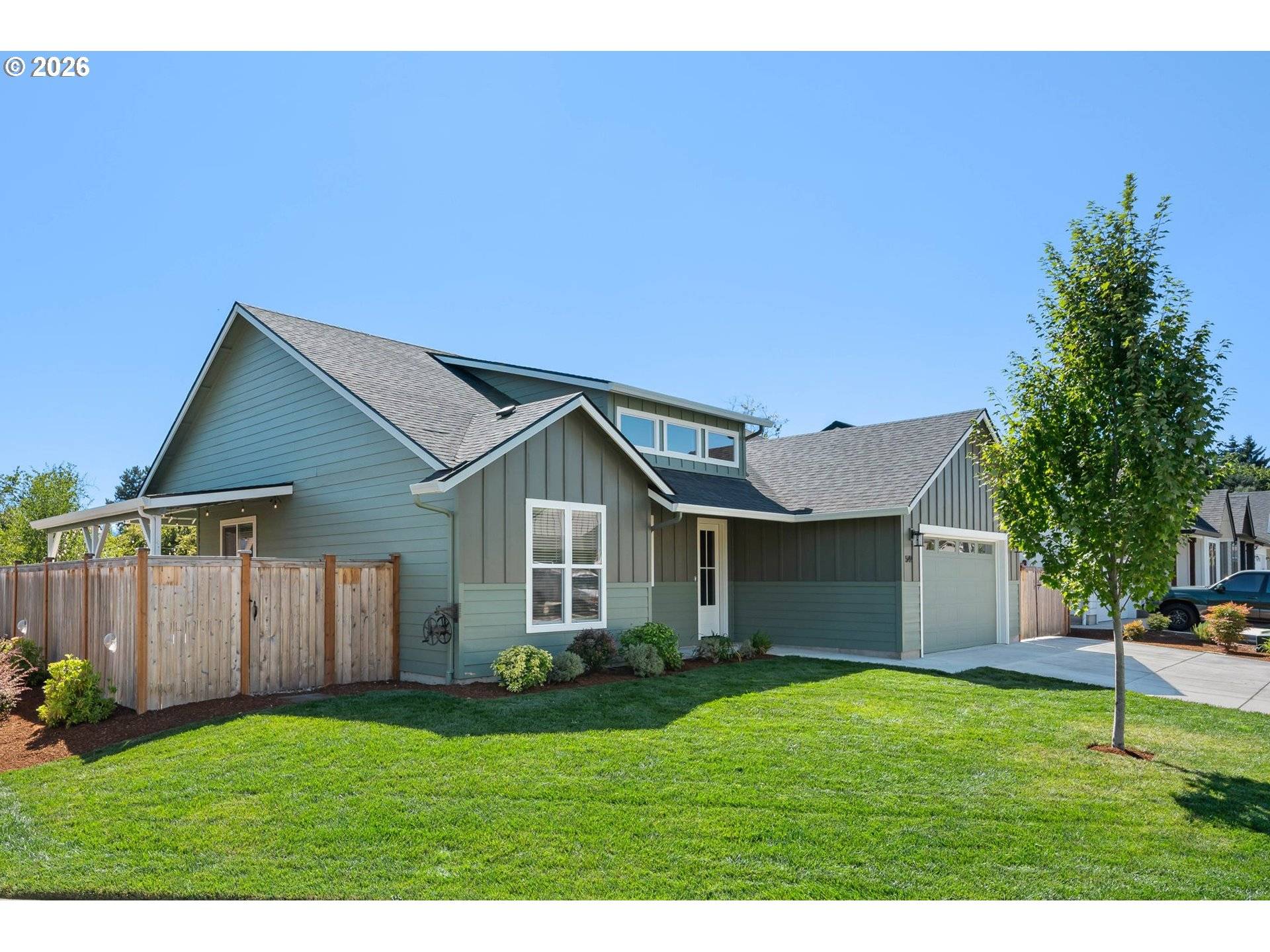 544 BUSTER LN, Eugene, OR 97404