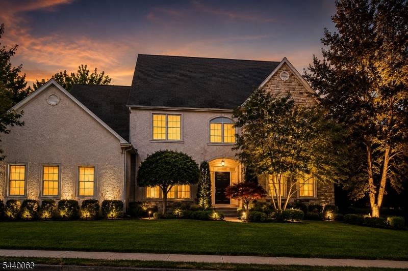17 Coggins Ln, West Orange Twp., NJ 07052