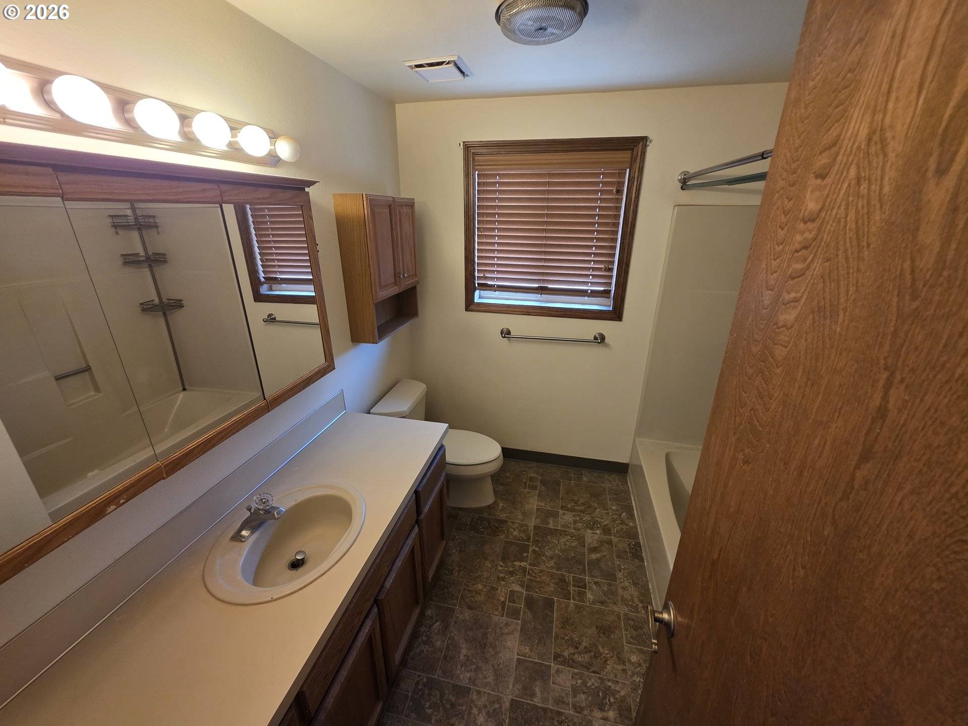 15013 NE COLUMBINE DR, Vancouver, WA 98682