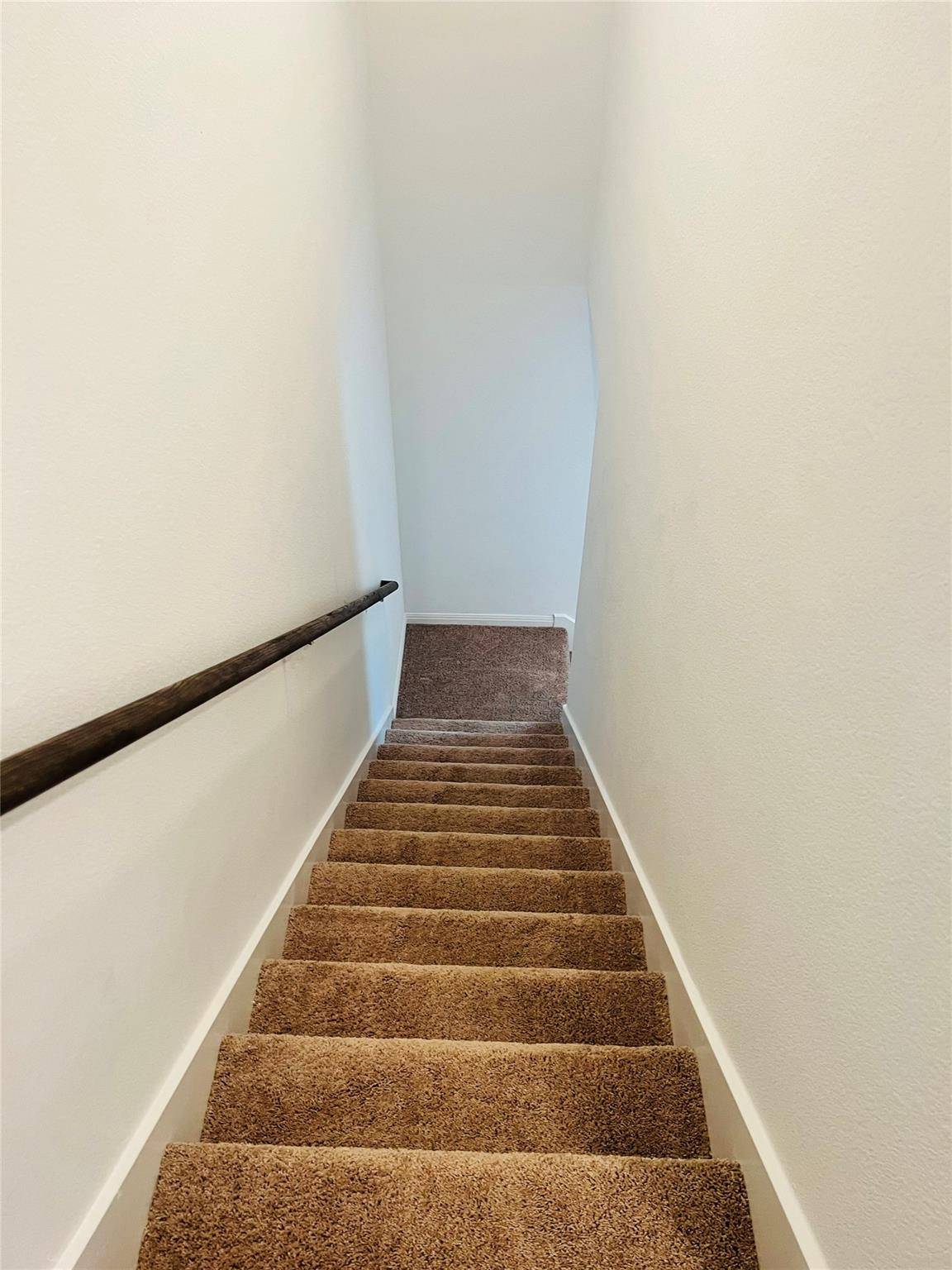 109 Fairfax LN, Jarrell, TX 76537
